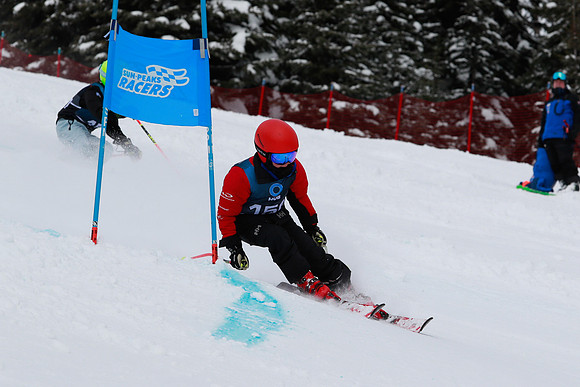 HINGF'25-Fri-Blue Gates Bibs 141-160-73