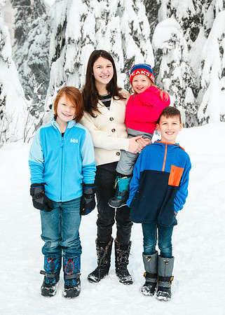Emond Family Dec 2024-57