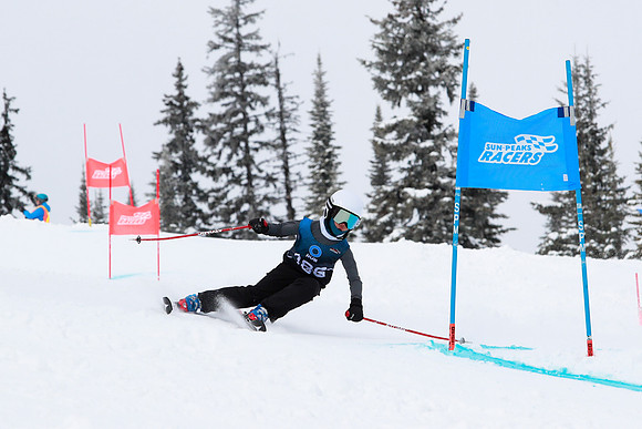 HINGF'25-Fri-Blue Gates Bibs 181-200-28