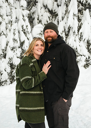 Emond Family Dec 2024-116