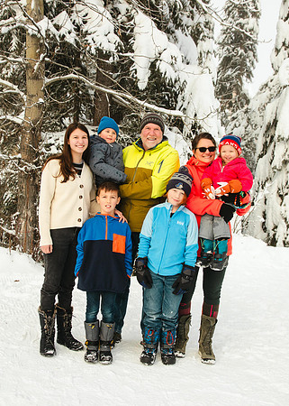 Emond Family Dec 2024-17