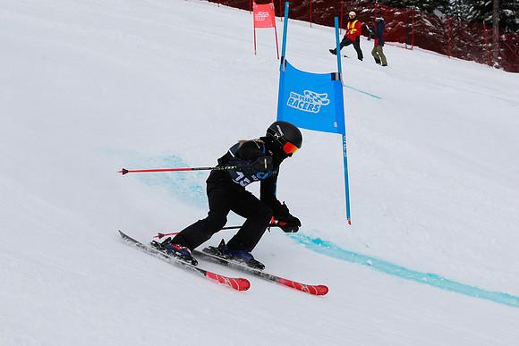 HINGF'25-Fri-Blue Gates Bibs 141-160-90