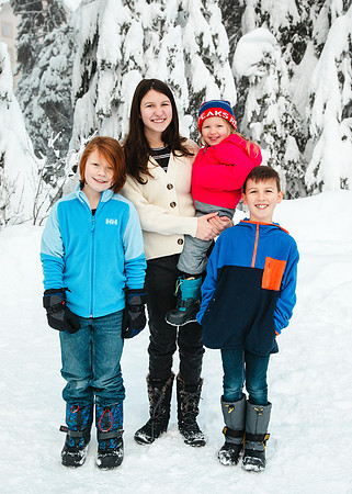 Emond Family Dec 2024-56