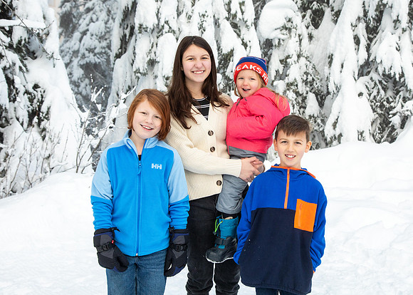 Emond Family Dec 2024-59