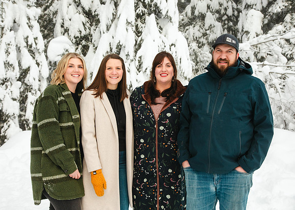Emond Family Dec 2024-147