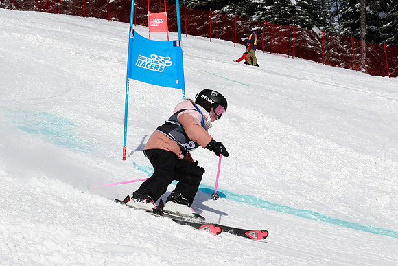 HINGF'25-Fri-Blue Gates Bibs 21-40-12