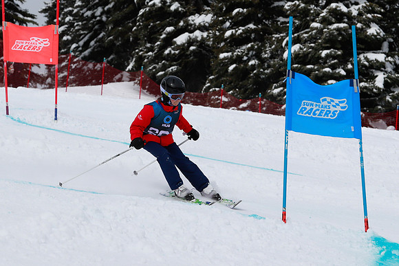 HINGF'25-Fri-Blue Gates Bibs 201-220-18