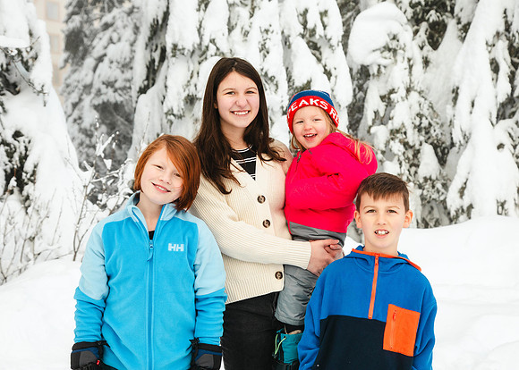 Emond Family Dec 2024-63